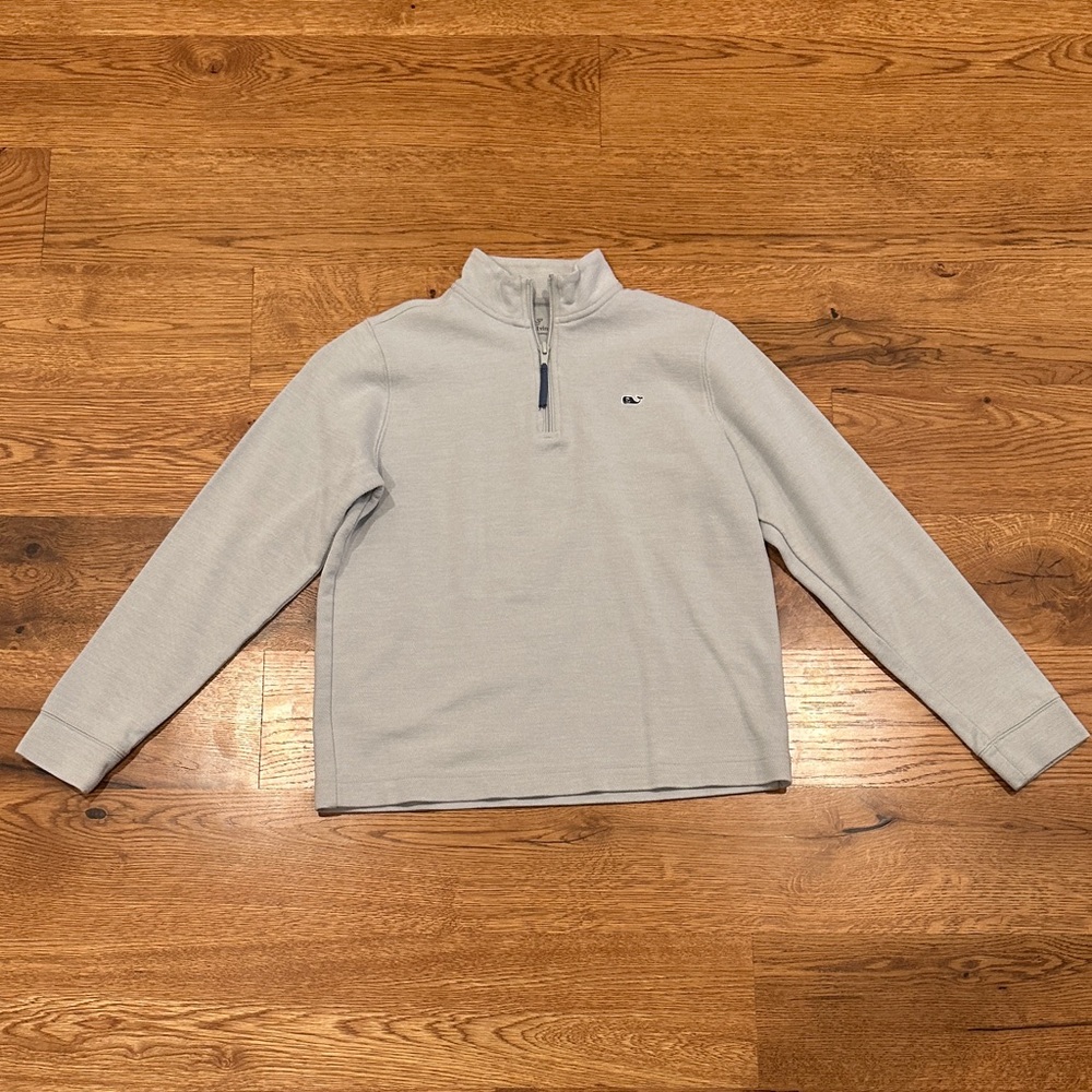 Vineyard Vines Light Gray Quarter Zip-Up Top. Boys youth medium 12-14